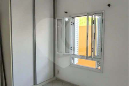 Apartamento à venda com 2 quartos, sendo 1 suíte, no Centro, Vinhedo, SP