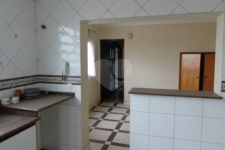 Casa à venda com 3 suítes no condomínio Dracena, São Paulo - SP