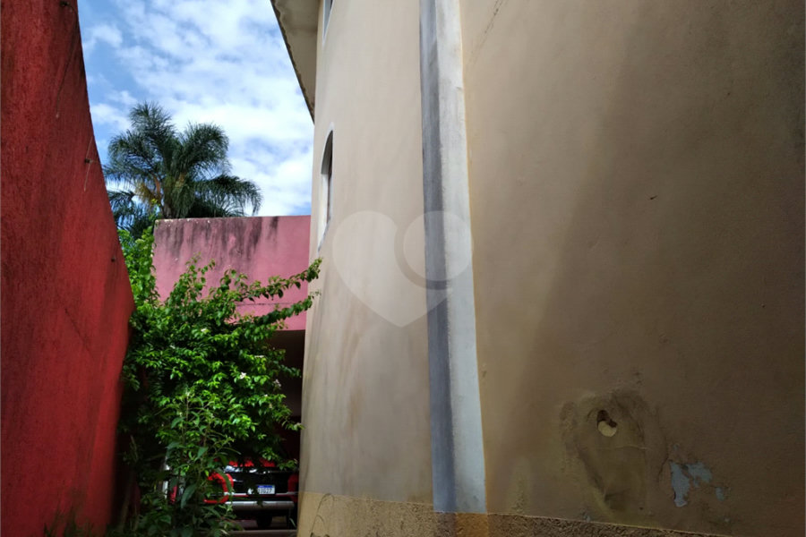 Sobrado à venda com 3 quartos, sendo 1 suíte, em Tremembé, São Paulo, SP