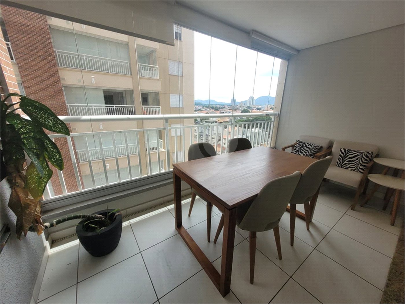Apartamento à venda com 2 quartos, sendo 1 suíte, em Parque São Domingos, São Paulo, SP