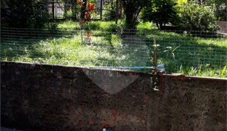 Chácara à venda com 4 quartos, sendo 1 suíte,  em Chácaras Polozzi, Louveira, SP
