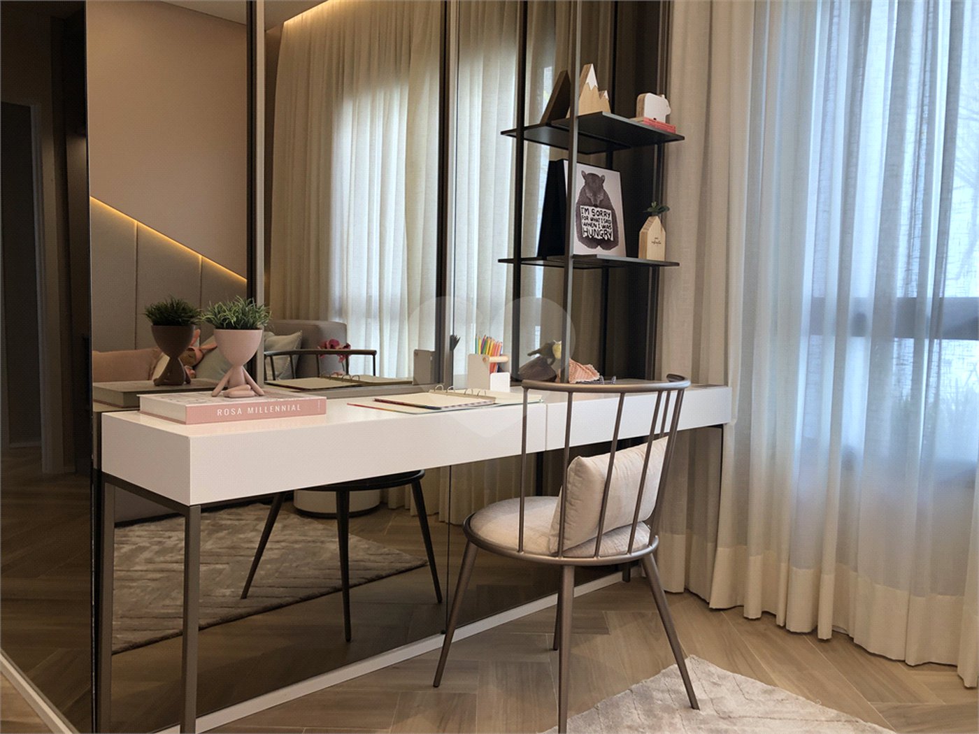 Apartamento à venda com 5 quartos, sendo 4 suítes, em Pinheiros, São Paulo, SP