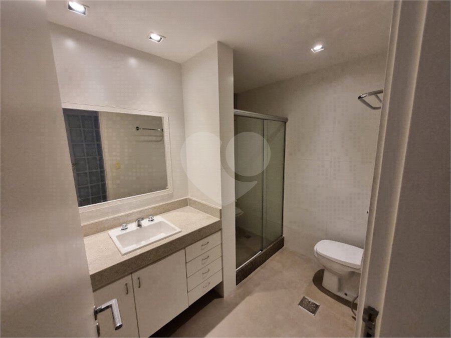 Apartamento à venda com 2 quartos, sendo 1 suíte,  em Barra da Tijuca, Rio de Janeiro, RJ
