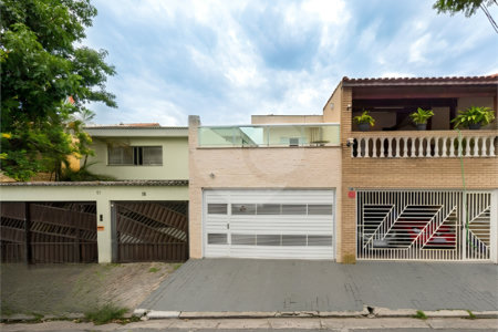 Sobrado à venda com 3 quartos, sendo 1 suíte, em Jardim Nossa Senhora do Carmo, São Paulo, SP