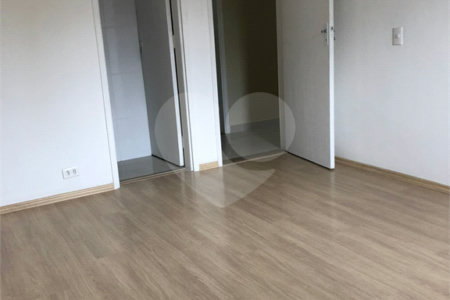 Apartamento à venda com 2 quartos, sendo 1 suíte,  no Centro, São Bernardo do Campo, SP