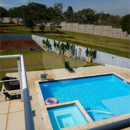 Casa à venda com 4 suítes no condomínio Fazenda Palmeiras Imperiais, Salto - SP
