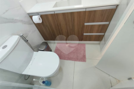 Apartamento à venda com 3 quartos, sendo 1 suíte,  em Vila Monumento, São Paulo, SP
