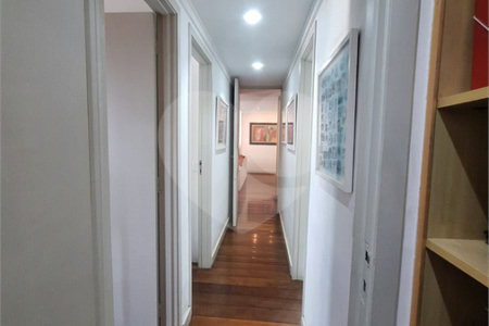 Apartamento à venda com 4 quartos, sendo 1 suíte,  em Tijuca, Rio de Janeiro, RJ