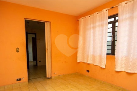 Casa à venda com 3 quartos, sendo 1 suíte,  em Vila Sônia, São Paulo, SP
