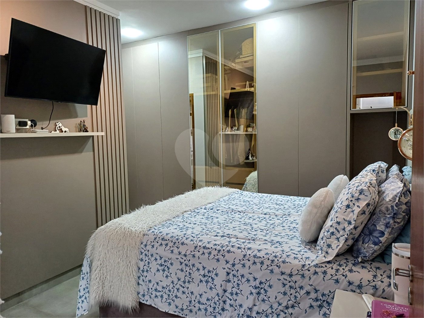 Casa à venda com 3 quartos, sendo 1 suíte, no condomínio Golden Park Residence, Sorocaba - SP