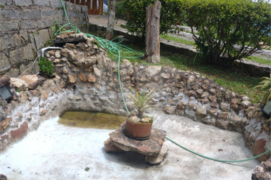 Casa à venda com 4 quartos, sendo 2 suítes,  no condomínio Cinco Lagos, Mairiporã - SP