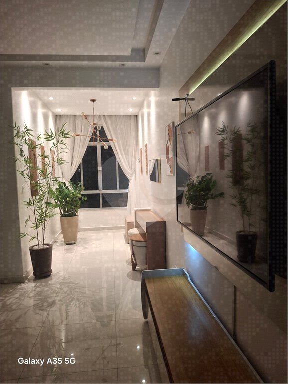 Apartamento à venda com 3 quartos, sendo 1 suíte,  em Copacabana, Rio de Janeiro, RJ