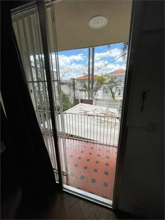 Casa à venda com 3 quartos, sendo 1 suíte, em Vila Mariana, São Paulo, SP