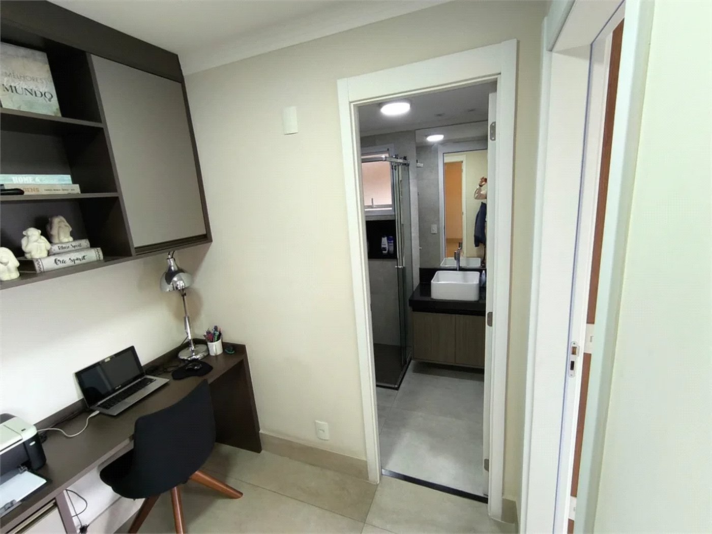 Apartamento à venda com 3 quartos, sendo 1 suíte, em Jardim Vazani, São Paulo, SP
