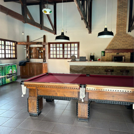 Casa à venda ou para alugar com 4 quartos, sendo 3 suítes,  em Jardim Estância Brasil, Atibaia, SP