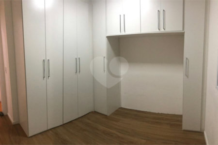 Apartamento à venda ou para alugar com 2 quartos em Parque Vitória, São Paulo, SP
