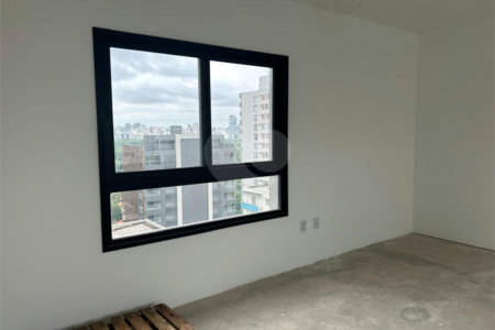 Apartamento à venda com 2 suítes em Cerqueira César, São Paulo, SP