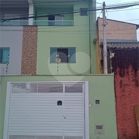 Sobrado à venda com 3 quartos, sendo 1 suíte, em Jardim do Estádio, Santo André, SP