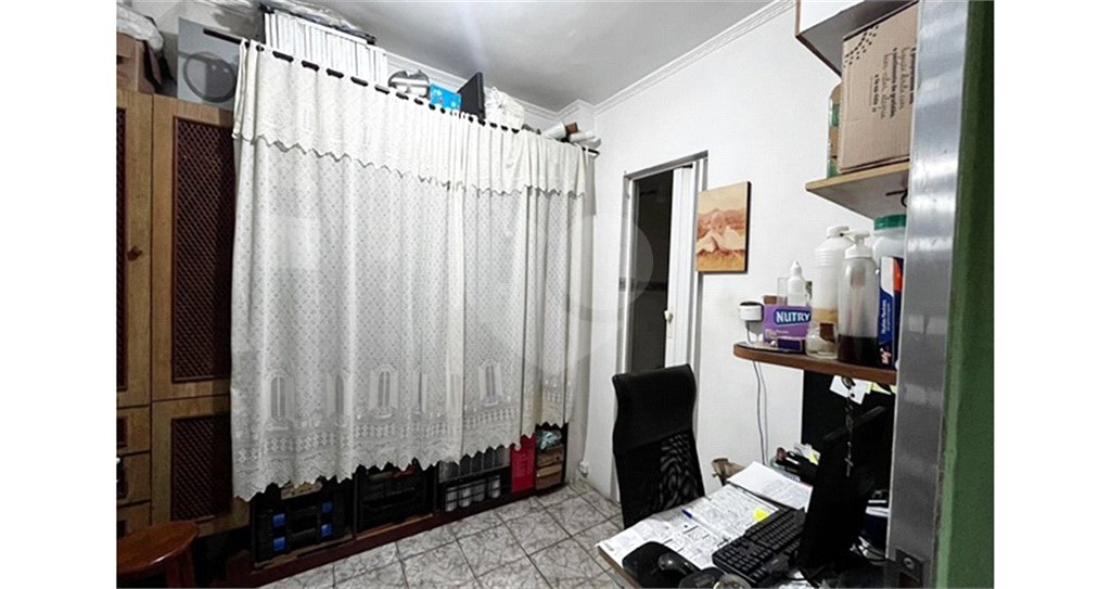 Casa à venda com 3 quartos, sendo 1 suíte, em Vila Boaçava, São Paulo, SP