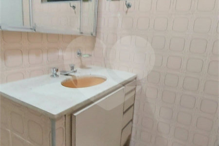 Casa à venda com 3 quartos, sendo 1 suíte, em Lapa, São Paulo, SP