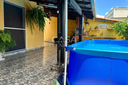 Casa à venda com 3 quartos, sendo 1 suíte,  em Éden, Sorocaba, SP