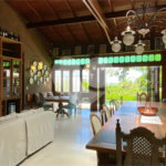 Casa à venda com 1 quarto, sendo 3 suítes, no Centro, Porto Seguro, BA