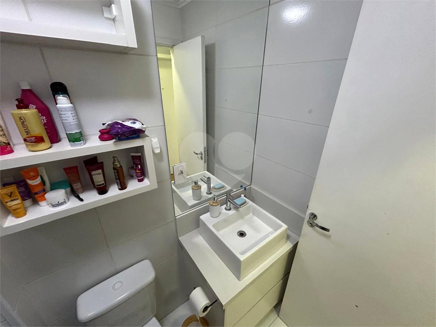 Apartamento à venda com 2 quartos em Vossoroca, Votorantim, SP