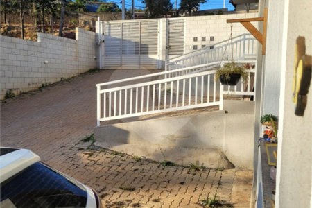 Casa à venda com 2 quartos em Jardim Santo Antônio, Atibaia, SP