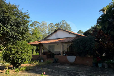 Sítio à venda com 4 quartos, sendo 1 suíte, em Braiaia, Itu, SP
