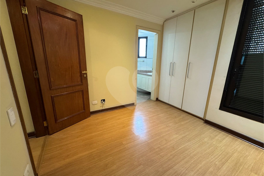 Apartamento à venda com 4 quartos, sendo 3 suítes, em Santana, São Paulo, SP