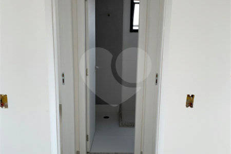 Apartamento à venda com 2 quartos em Cidade Vargas, São Paulo, SP