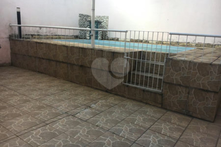 Casa à venda com 1 quarto, sendo 2 suítes, no Centro, Itaguaí, RJ