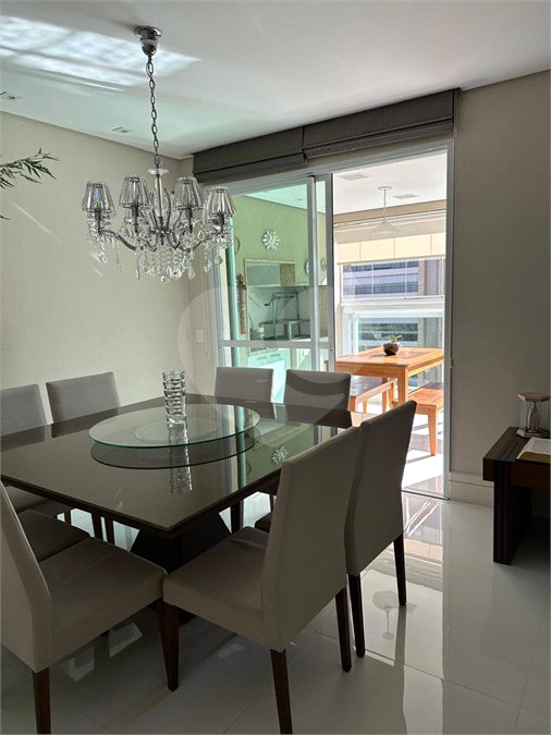 Apartamento à venda com 3 suítes em Vila Suzana, São Paulo, SP