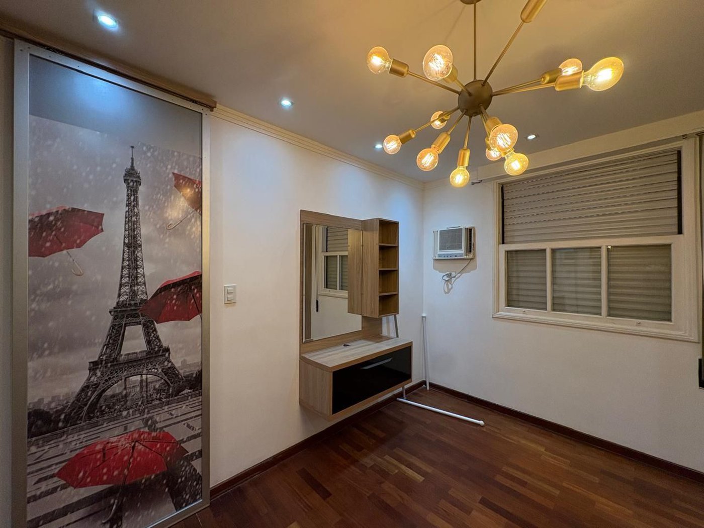 Apartamento com 3 dormitórios à venda, 145 m² por R$ 1.350.000,00 - Pompéia - Santos/SP