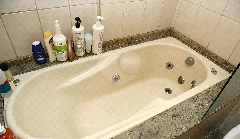 Apartamento à venda com 4 quartos, sendo 3 suítes,  em Real Parque, São Paulo, SP