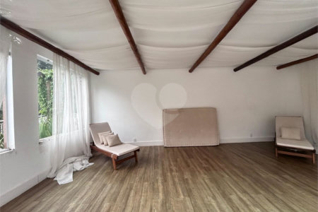 Apartamento à venda com 2 quartos, sendo 1 suíte, em Aparecidinha, Sorocaba, SP