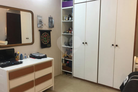 Sobrado à venda com 3 quartos, sendo 1 suíte, em Brooklin Velho, São Paulo, SP