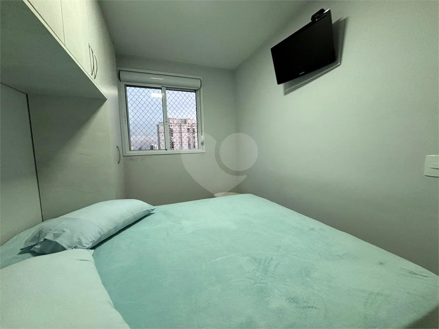 Apartamento para venda e locação com 2 quartos e 1 vaga na Vila Rosália