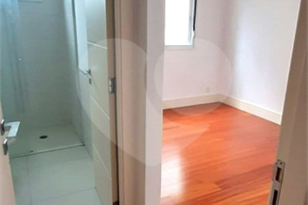 Apartamento Alto Padrão de 176m² na Aclimação — São Paulo/SP