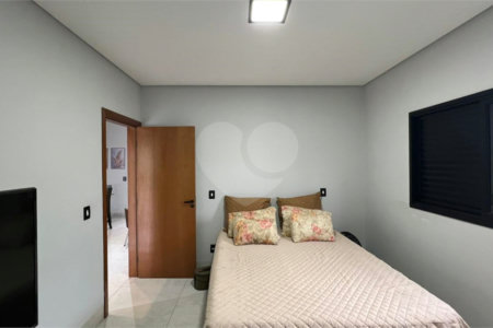 Casa à venda com 3 suítes no condomínio Primor das Torres, Cuiabá - MT