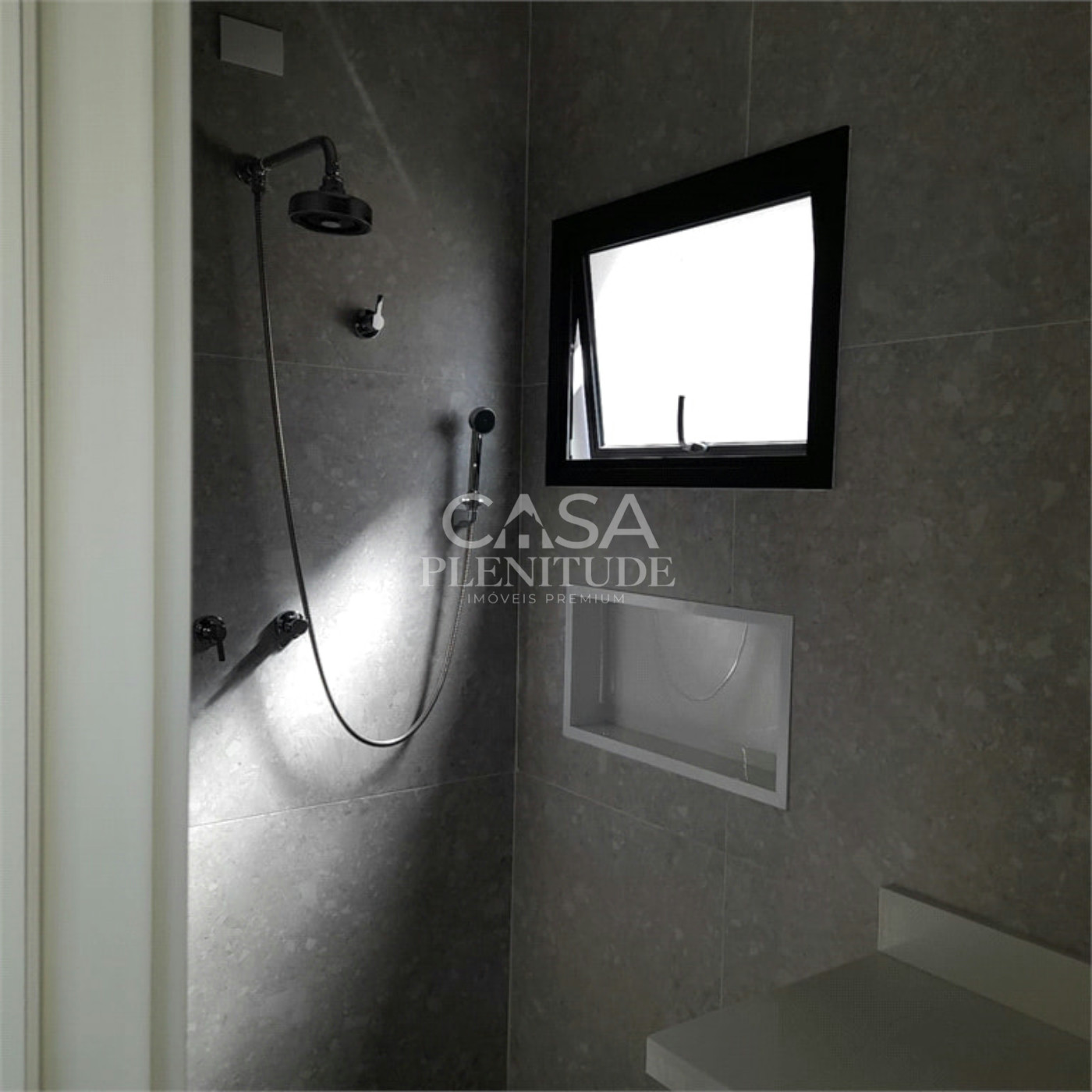 Casa em condomínio à venda com 4 suítes em Parque Bela Vista, Votorantim, SP