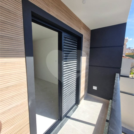 Sobrado à venda com 3 quartos, sendo 1 suíte, em Vila Romero, São Paulo, SP