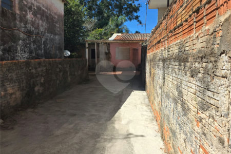 Casa à venda com 5 quartos, sendo 1 suíte,  em Vila Santana, Itapetininga, SP