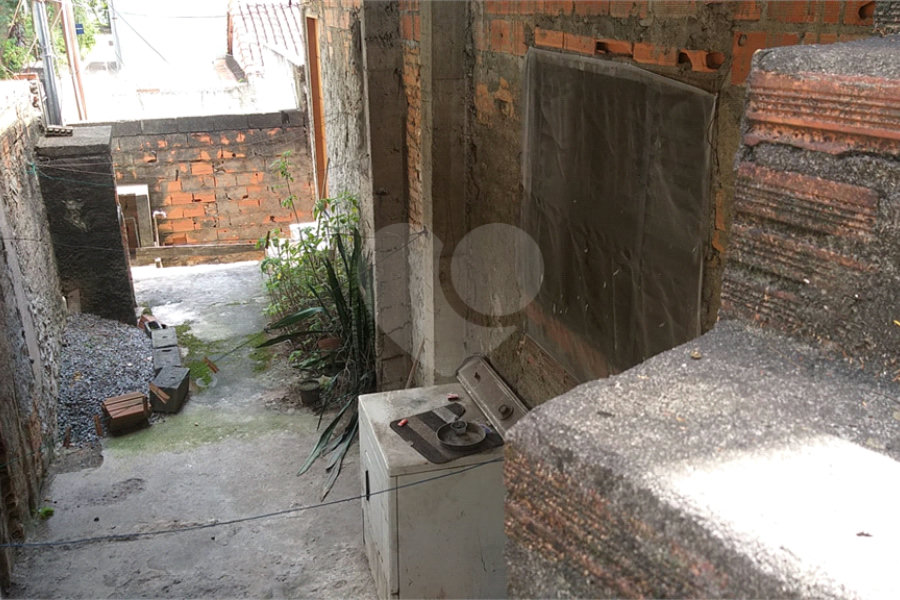Terreno à venda com 4 quartos, sendo 1 suíte, em Parada Inglesa, São Paulo, SP