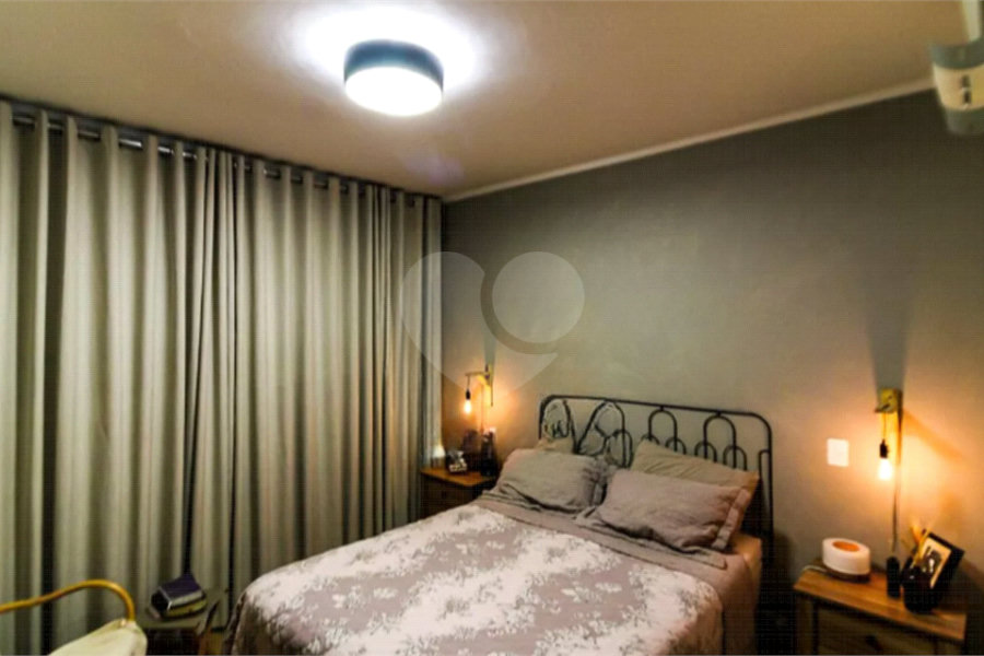 Sobrado à venda com 3 quartos, sendo 1 suíte, em Parada Inglesa, São Paulo, SP