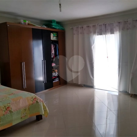 Casa à venda com 3 suítes em Jardim Adriana, Guarulhos, SP