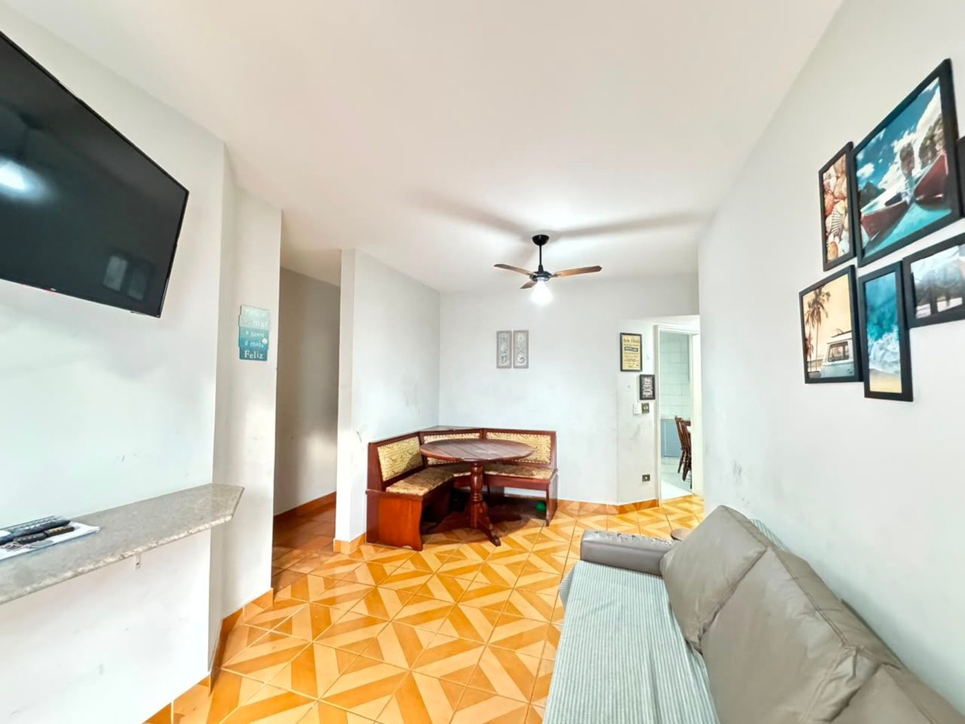 Apartamento com 3 dormitórios à venda, 73 m² por R$ 350.000,00 - Balneário Cidade Atlântica - Guarujá/SP
