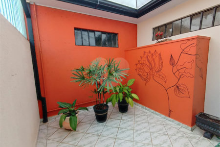 Casa à venda com 3 quartos, sendo 1 suíte, em Vila Rosa, Itapetininga, SP