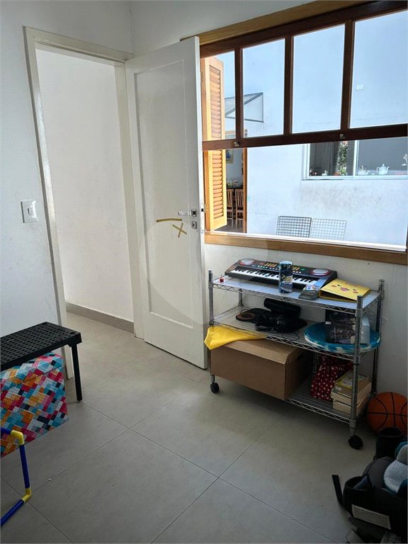 Casa à venda com 4 quartos, sendo 2 suítes, em Planalto Paulista, São Paulo, SP