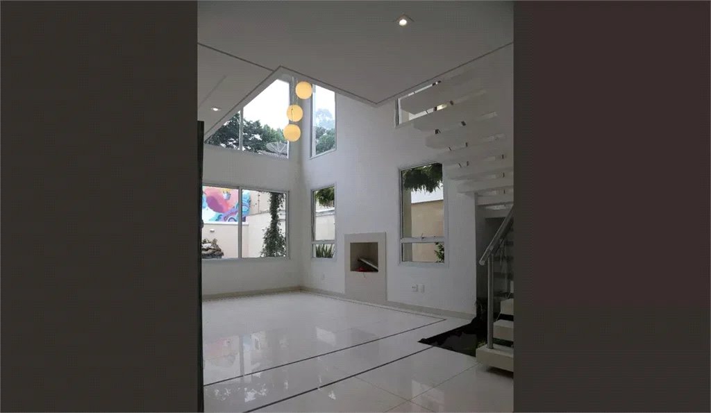Casa à venda com 3 suítes no condomínio Residencial Morumbi, São Paulo - SP